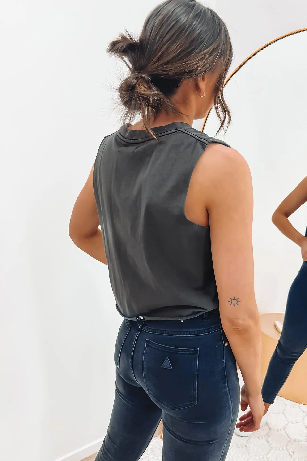 Brigade Crop Muscle Merch Black