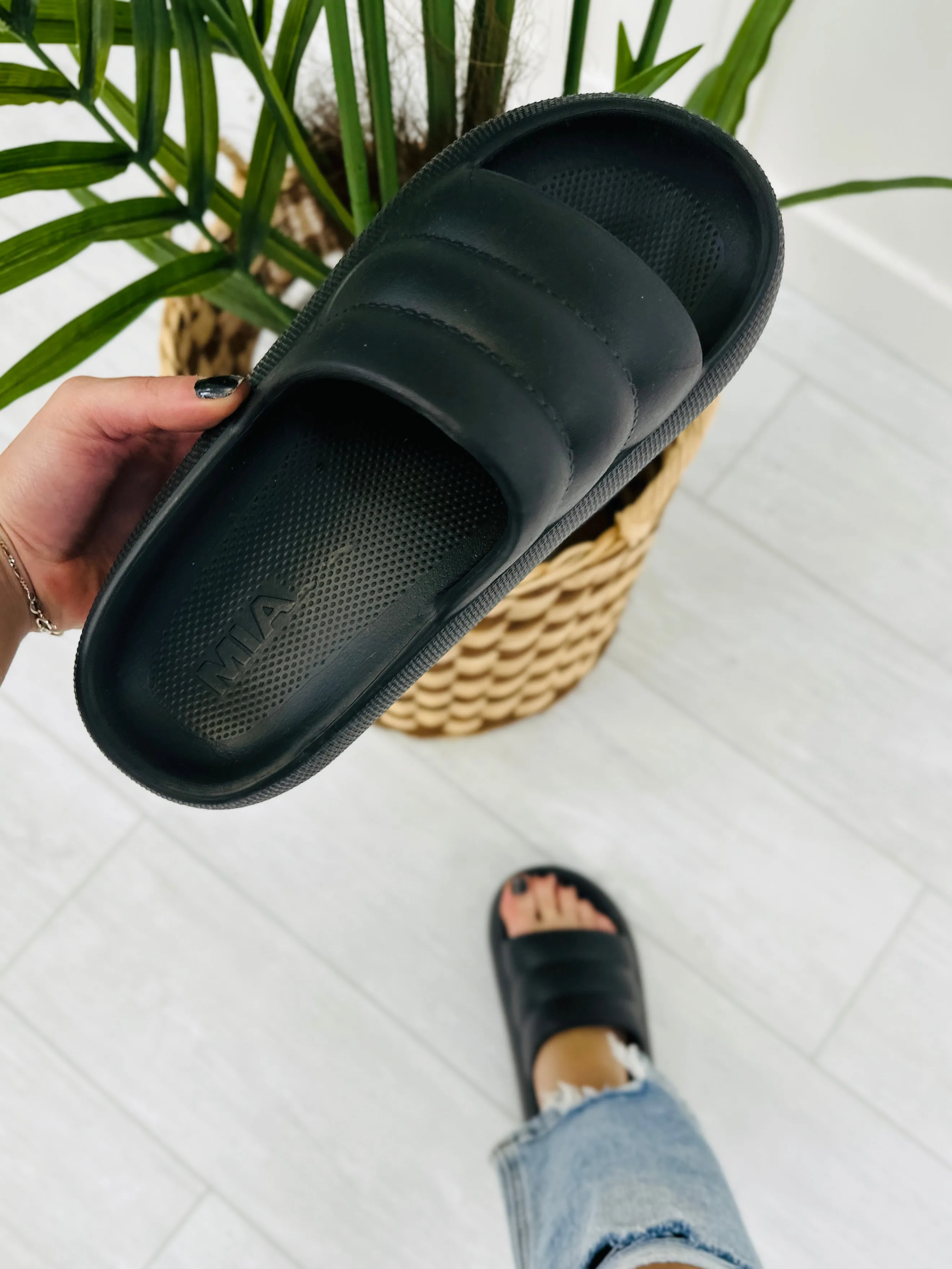 Let's Get Away Sandals- Multiple Colors!